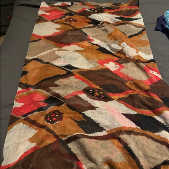 12 different women’s fashion scarves 10$ each obo - Picture 4 of 13